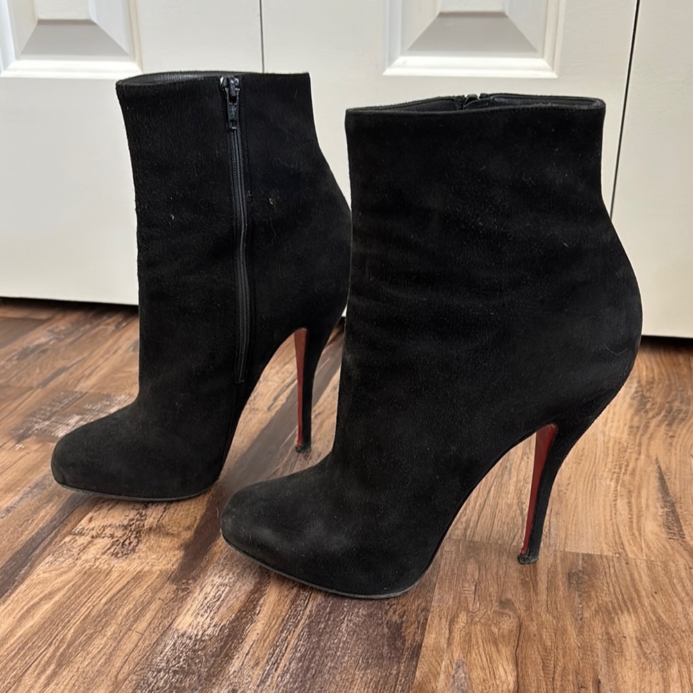 Christian Louboutin Black Suede Heeled Ankle Boots 39.5